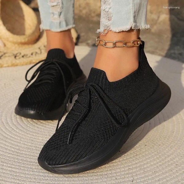 Scarpe casual Brand Designer 2024Summer Women's Fashion Round Toe Sneaker Solid Sneakers Sneakers Day Walking Ladies Vulcanized