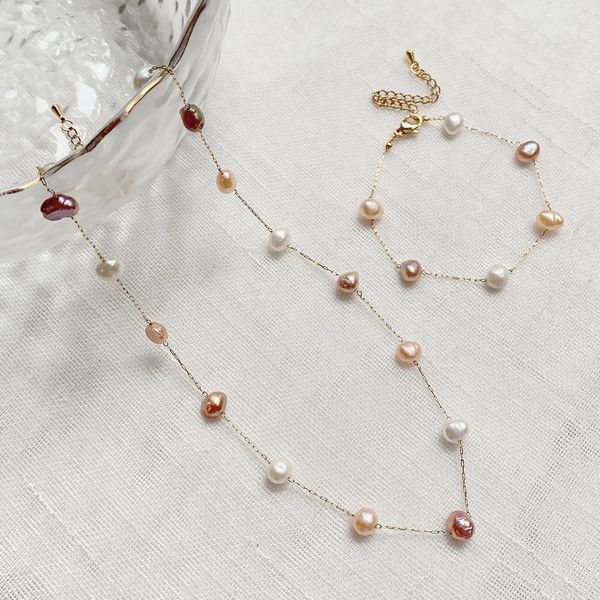 Canno di perle irregolare Collana girocollo d'acqua dolce naturale per donne la catena barocca rosa viola bianco miscelato 240429