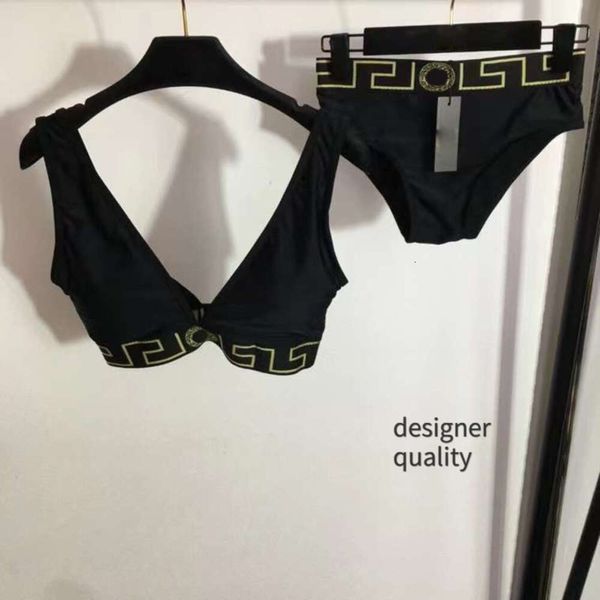 Designer Bikini Beach Badeanzug Frauenbadeanzug sexy Badebekleidung Luxusdreieck Bikinis Schwimmshorts Gothic Yogahosen zweiteilige Set zweier