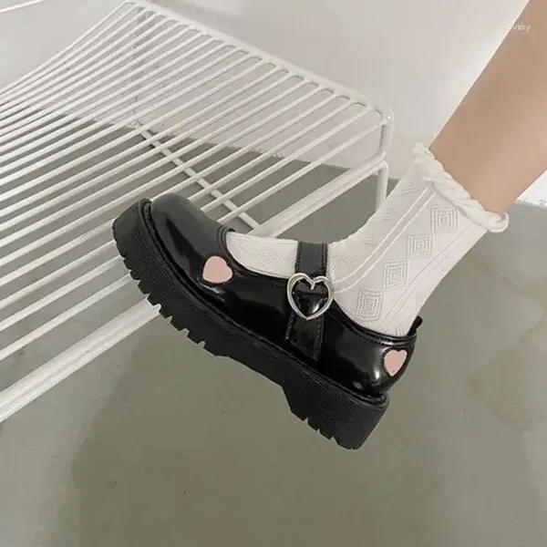 Elbise ayakkabıları sevimli kawaii lolita kadınlar Japon tatlı siyah cosplay spor ayakkabılar zapatilla mujer 2024