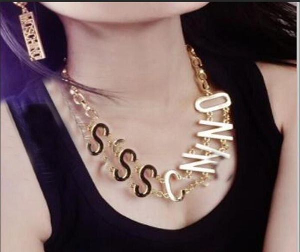 Famosi Big M Model Patwalk Show Letter Orecchini Collar Fashion Punk Rock Exageted Chain Clavicl Necklace Oreces8065846