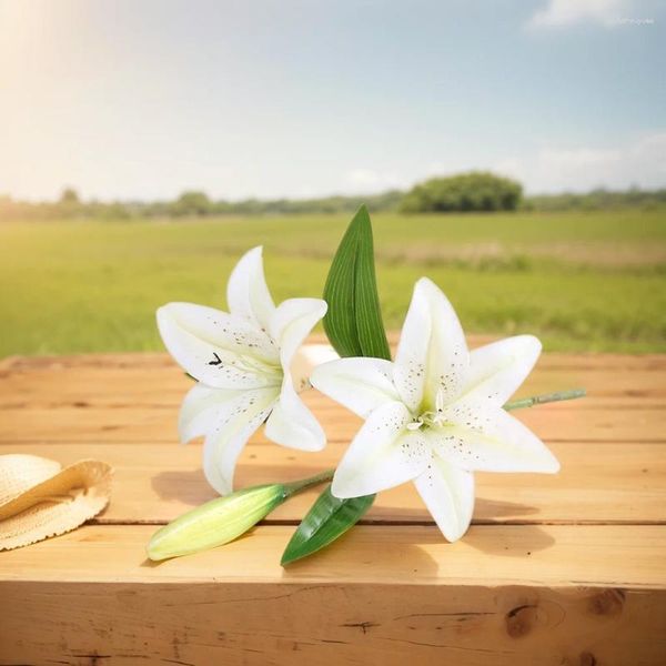 Dekorative Blumen 3D -Druck Lilie Zweig wirklich aussehende künstliche weiße weiße Flores für Hochzeitshausgartendekoration Boho