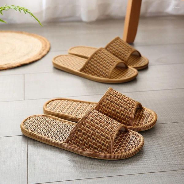 Slippers de primavera interna e verão masculino feminino piso de madeira casal não deslize sapatos de linho Pantoufles Chanclas