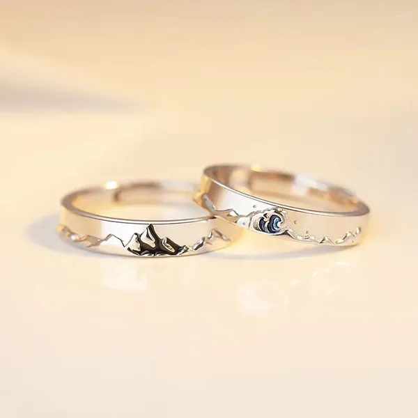 Rings del cluster 2024 Coppia di moda Silver Color Personality Mountain and Sea Regolable Love Anniversary Gift Design Accoppiato