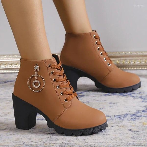 Boots Shoes for Women 2024 Brand Cross-Like Fashion Fashion Decoration Round Head Cabeça Feminino