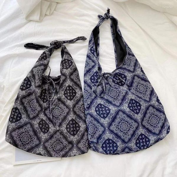 Bag 2024 lässige Baumwolle Vintage Printed Women Handtaschen Frenal Ladies Schulter mittlere weibliche Schnürung Retro ganzer Verkauf