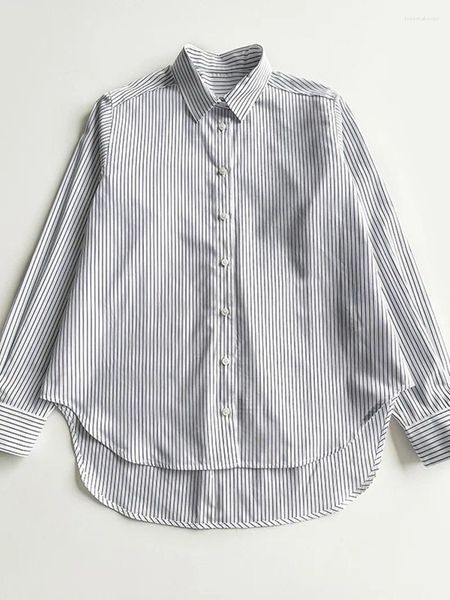 Blusas femininas blusas listradas de colarinho de gola virada no início do outono de manga longa de manga longa de trespassada camisa de bainha assimétrica para mulheres