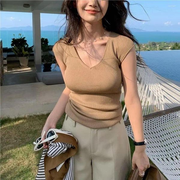 Frauen T -Shirts Sexy Crop Tops Frauen 2024 Sommer Korean Fashion schwarzes Hemd weiß Kawaii Pink v Hals Kurzarm Tees gestrickt