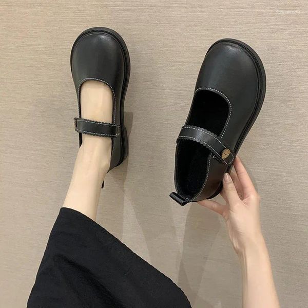 Sapatos casuais pretos Mary Jane Mulher calçados Kawaii Low Heel elegante gótico fofo dedo redondo de estilo japonês lolita para mulheres A à venda 39