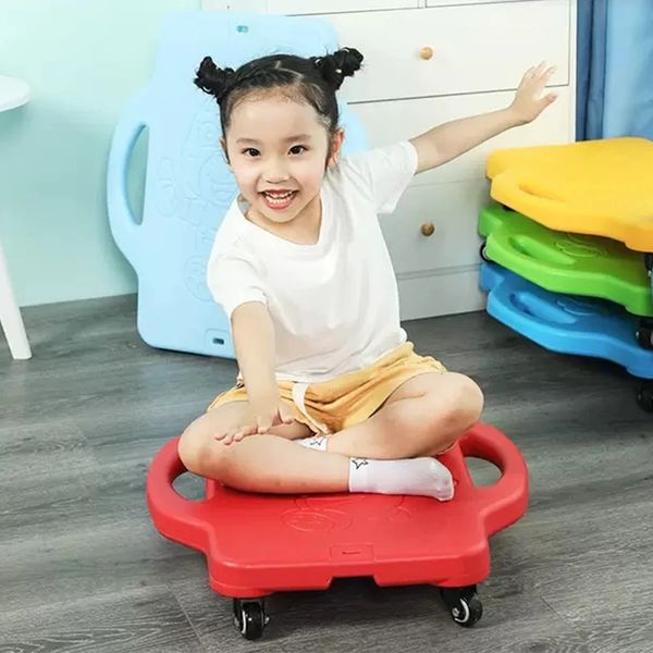 Skate silencioso de quatro rodas para crianças em idade pré-escolar Equipamento de treinamento sensorial Kids Balance Board Crianças Coordenou o exercício 240422