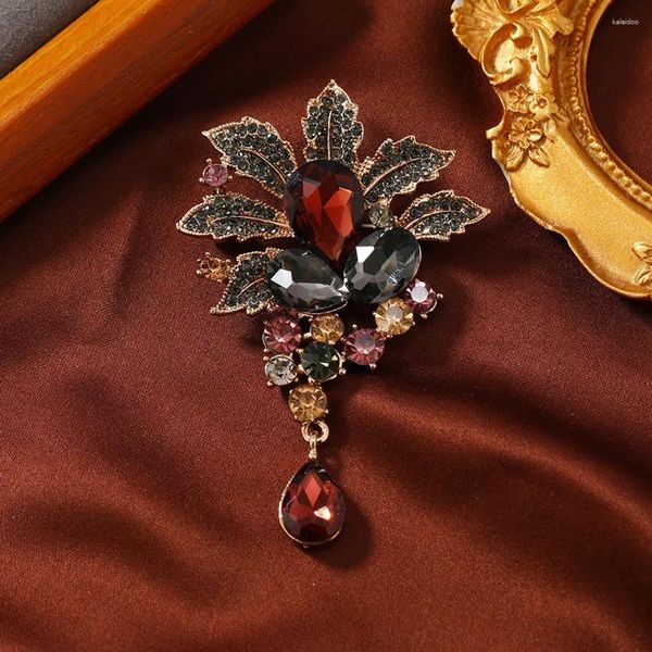 Broschen Retro Luxus Kristall Kokosnussbaum für Frau Zirkon Blume Corsage Weibliche Mantelanzug Pins Party Büro Schmuck Geschenk