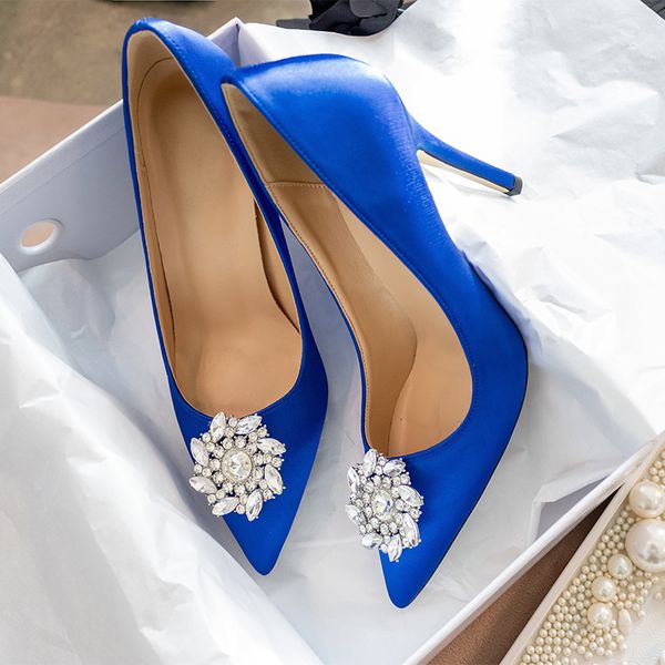 Pompe di stot di raso blu scarpe con tacchi alti per donna pompa di base 2024 Nuova moda strass di moda cristallo con fibbia con fibbia di diamante sposa sposa con tacchi alti tacchi da donna pompe per scarpe da donna