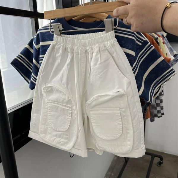 Hose Kinder Kleidung dünne amerikanische Art hübsche Ladshorts 2024 Jungen Sommer große Tasche weiß lose Baumwolle passen alle zusammen