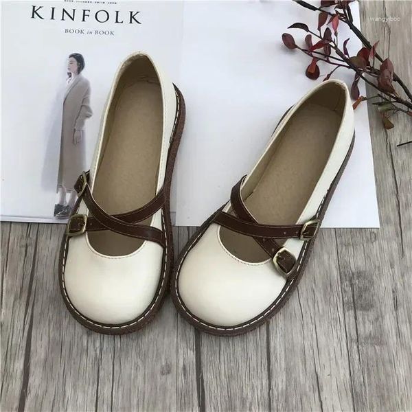 Lässige Schuhe Japanisch große koreanische Version der Kunst und Frauen Single Wohnung