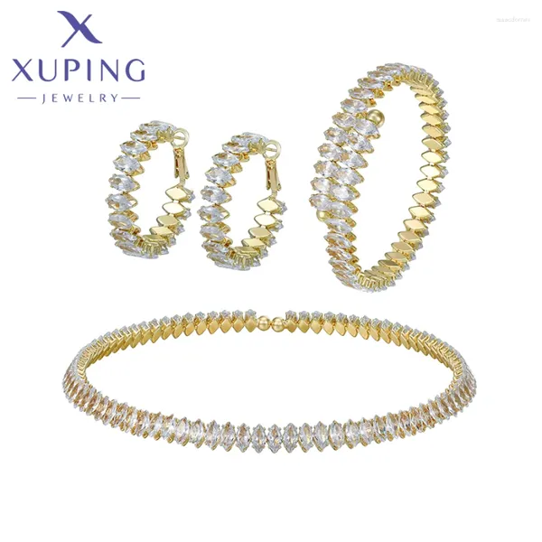 Halskette Ohrringe Set Xuping Jewelry Fashion Charm Elegant Light Gold Color Hoop Ohrring Armreif für Frauen Hochzeitsfeier Geschenk S-567