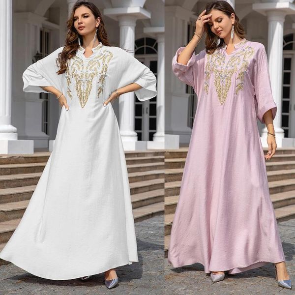 Roupas étnicas Moda de luxo árabe muçulmana Robe do Oriente Médio Feminino Bordado Abaya Dress Dubai por atacado