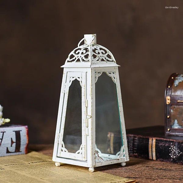 Candele vecchie porta in ferro battuto Lampada a vento in metallo cavo Decorazioni morbide interne decorazioni soggiorno domestico decorazione