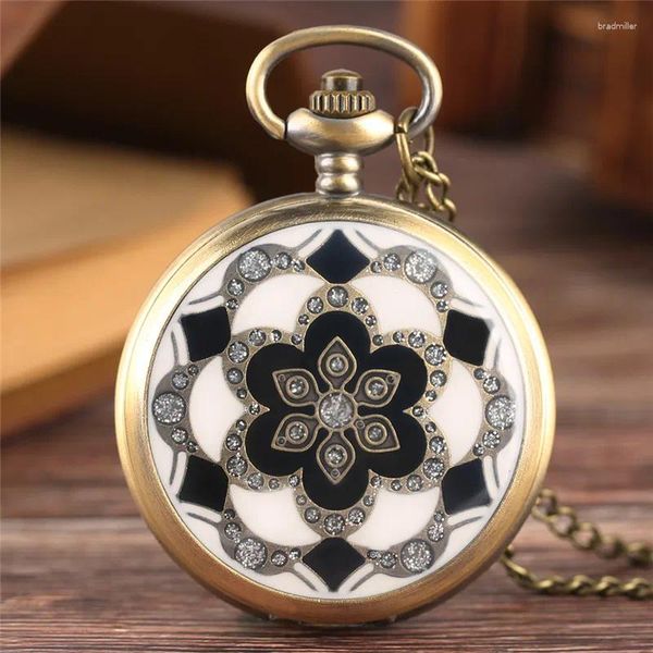 Pocket Uhren Old Fashion Watch mit Blumenkristall Design Männer Frauen Quarz Bewegung Arabische Zahl Display Halskette Kette Geschenk