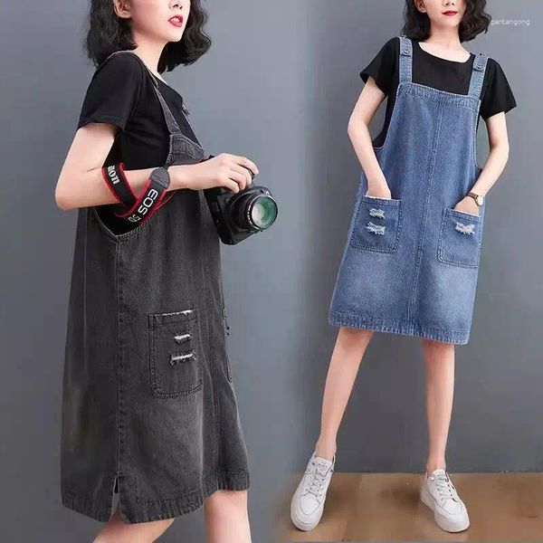 Sıradan Elbiseler 2024 Yaz Kısa Kayış Elbise Büyük Boyut Gevşek Moda ve Şık İnce Stil Kırık Delikler Retro İnce Denim Mini K695