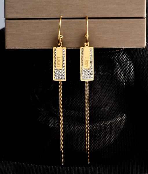 Moda Tasarımcı Titanyum Paslanmaz Çelik Pırıl Pileli Elmas Geometrik Kare Püskül Kipi Kupa Küpeler Kadınlar için Küpler ST1213329