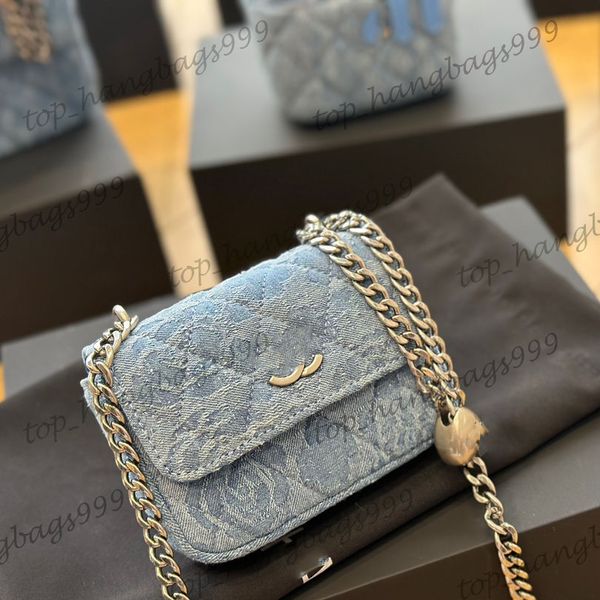 Womens Designer Crush Heart Bead Blue jeans camélia vaidade batom lipstick titular bolsas de carteira prata cadeia ajustável crossbody clássico mini retalho acolchoado bolsa 13x14cm