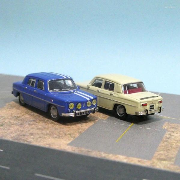 Figurine decorative 2pcs 1/87 HO Scala in lega Modello di auto vintage Miniatura Collezione Scene Display Decorazione Tavolo di sabbia Paesaggio