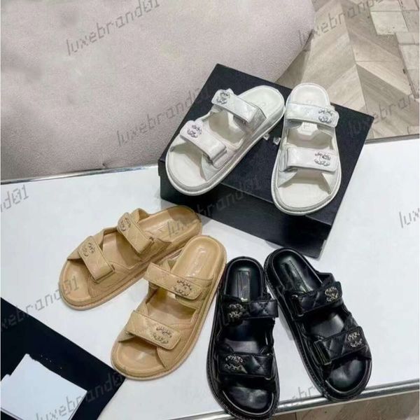 Papa Sandalen Kanal Slides Schuhe Womens Maultier Slide Flat Schuhe 100% Leder 2024 SS Slip Ohne den Rückengurt Sommer-Stiftleder-Designer Sandalen Größe 35-42