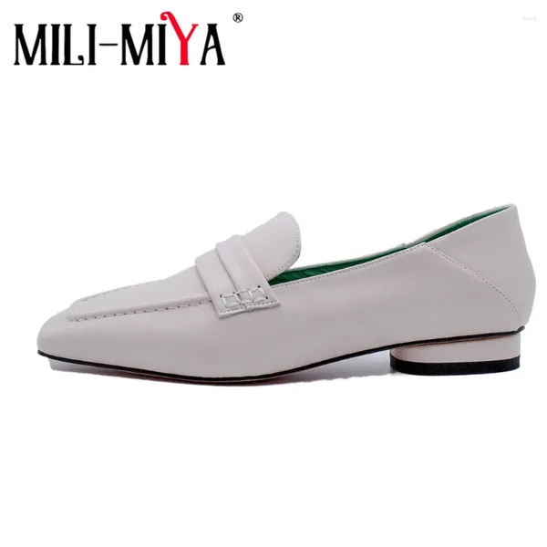 Scarpe casual Mili-Miya Arrivo Simple Retro Style Women Full Genuine Flats Slip di punta quadrata su colore solido fatto a mano