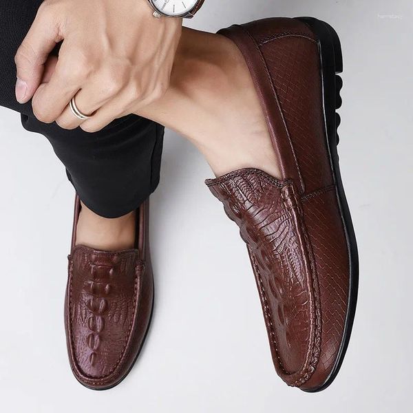 Sapatos casuais homem de alta qualidade, marca plana masculina elegante loafer calçado de couro genuíno sapato de caminhada