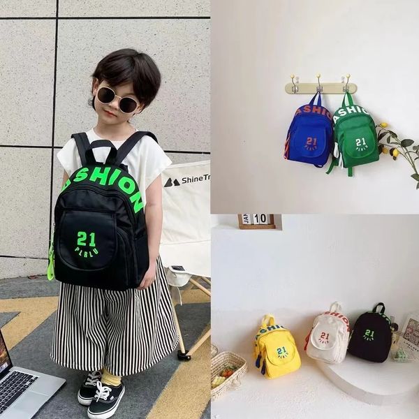 Lettera di colore coreana Baby Baby Backpack Boy Waterproof Travel Backpacks Bag della scuola per bambini ragazze Nylon Book Bag 240425