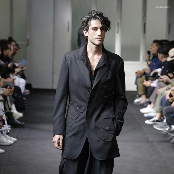 Abiti da uomo grandi cantieri il palcoscenico 2024 Design originale Trench Painway Show di tendenza personalizzata fatta a mano