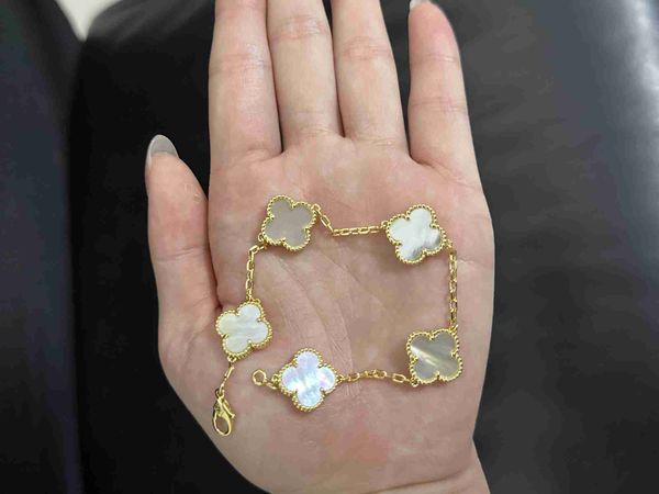 Luxus Klassiker Charme Bracelets Designer-Kette 18K Gold Shell für Mädchen Hochzeit Mutter Day Fashion Schmuck Frauen Geschenk-aa S2gz