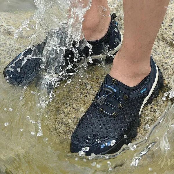 Sapatos casuais masculino sandálias respiráveis ​​tênis descalços 2024 moda de verão caminhada ao ar livre praia wading