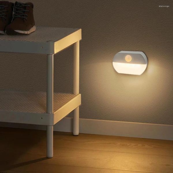 Luzes noturnas Luz LED operada pela bateria com sensor de movimento Dector stick sem fio na lâmpada para o quarto do armário do corredor do corredor quarto