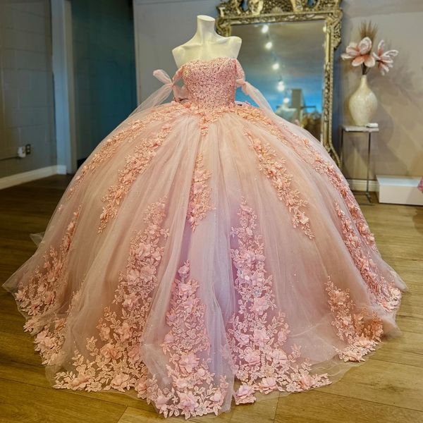 Abito da ballo per la prima sfumatura della principessa rosa vestito da quinceanera dalla spalla Appliques in pizzo Tull Party Gowns Vestidos de 15 Anos