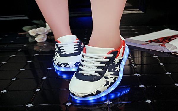 Размер 3046 Светительные кроссовки для детей и взрослых USB -зарядки для зарядки для мальчиков для мальчиков Мужчины Женщины светодиодные обувь7823373