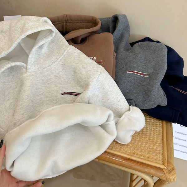 Tasarımcı Nakış Mektubu Deseni Kaldırıcı Çocuk Hoodies Sports Set Bebek Giyim Setleri Çocuk Kapşonlu Kazak Erkek Kızlar Saf Pamuk Bebek İki Parça