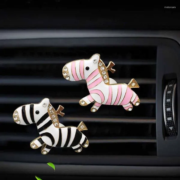 Ornamentos de carros adoráveis ​​bonecas zebra bonecas de reflexo de ar difusor de brinquedos de brinquedos de automóveis de decoração de painel de decoração de automóveis acessórios automáticos