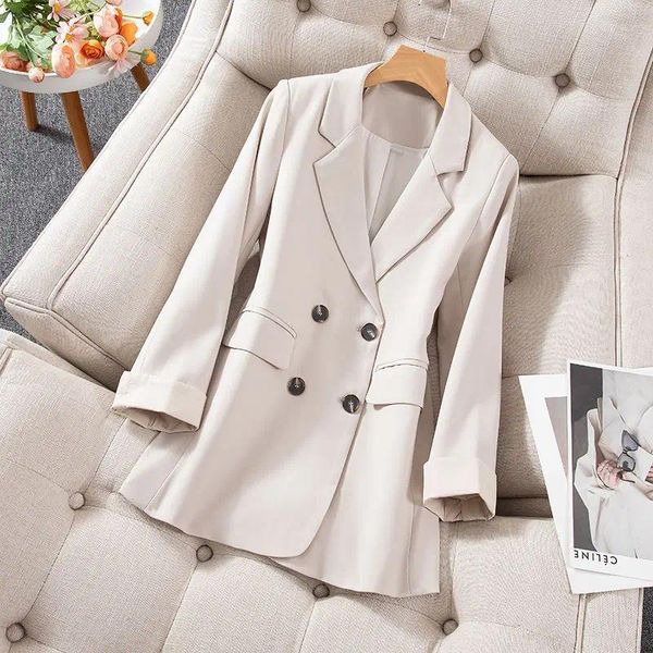 Frauenanzüge Modejacke Frauen Blazer Chic Elegantes Freizeittemperament Revers Single Button Office Arbeit Kleidung Frühling Sommer