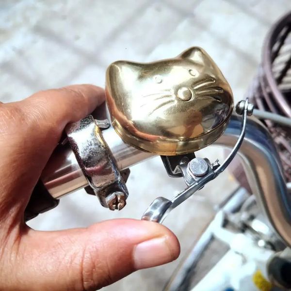 Cat Shape Bicycle Bicchcle Bell Copper Mountain Mountain Bike Handbar Horn Bell Scooter E-Bike Bike Bike Bike Bell Accendi allarme 240418