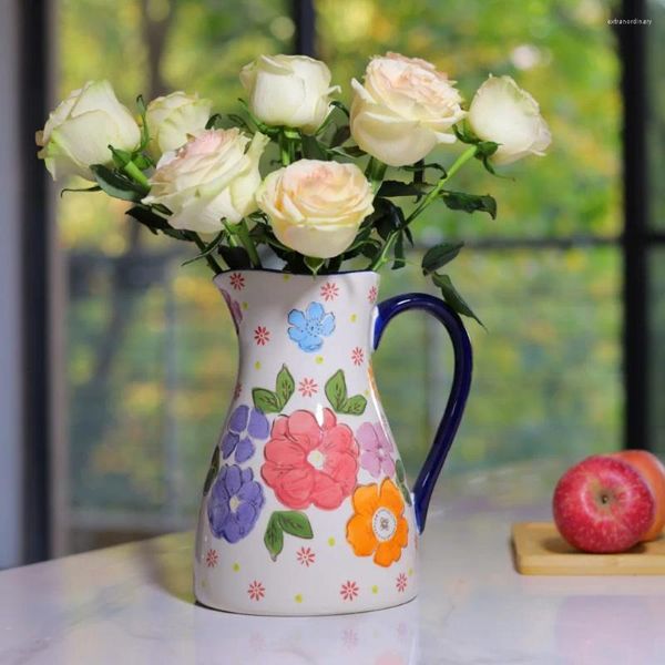 Vasi di dipinto a mano Ornamenti di vasi di ceramica a mano CAMERA DAGGI SUGGERIMENTO Desktop Desktop Disposizione floreale Decorazione per matrimoni
