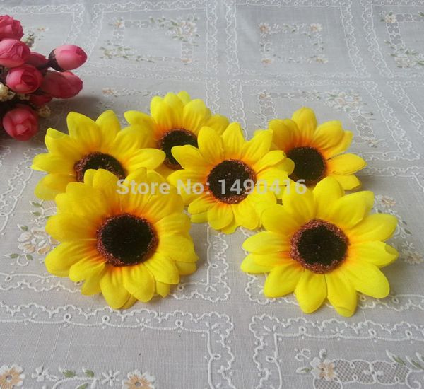 6,5 cm di fiori di seta decorativa artificiale per berretto fai -da -te Flower decorazione per la casa Accessori PROPS6258408