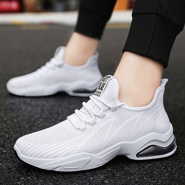 New Men Running Shoes Running Black White Khaki Classic Fashion-Navilha macia Soled Soled Breathable Jogging Mens Sport Sneakers 40-44