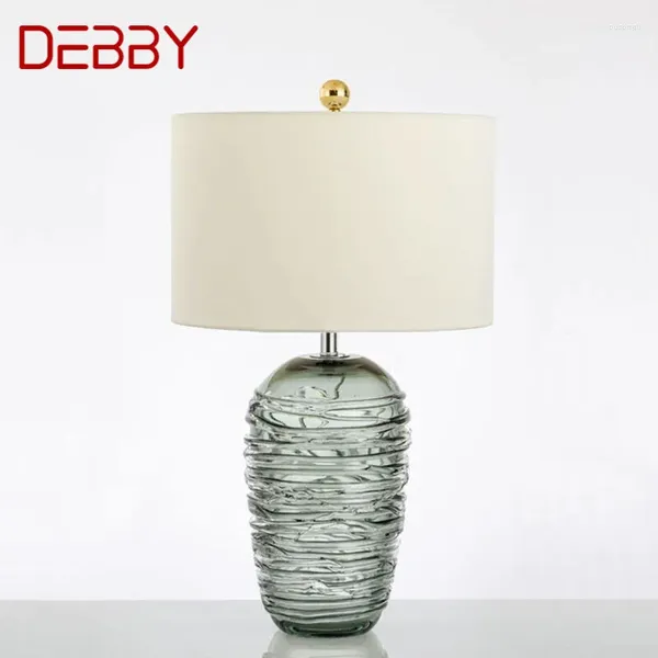 Lampade da tavolo Debby Nordic Modern Glade Lampada alla moda ART IIVING CAMERA BAGGI EL Personalità LED Originalità scrivania Luce