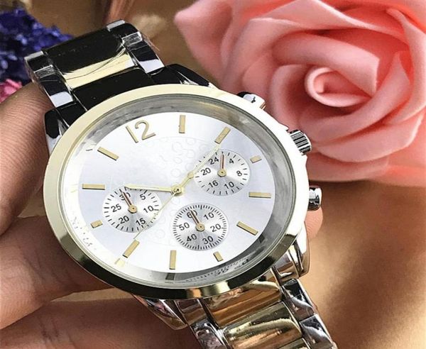 Moda Modern Mens Watch Reloj Mujer Paslanmaz Çelik Bilezik Bayanlar Saatler Aşıklar Kuvars Kol saatleri Saat Katlama Tok238K4761180