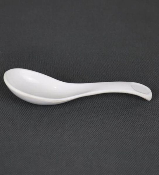 Imitação de porcelana de porcelana Chinese chinesa pequena colher de sopa restaurante com colher de melamina a5 utensílios de mesa ZC06167768438