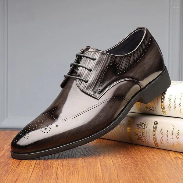 Scarpe eleganti da uomo imitazione imitazione in metallo spazzolato in pelle fatta a mano brogue d295