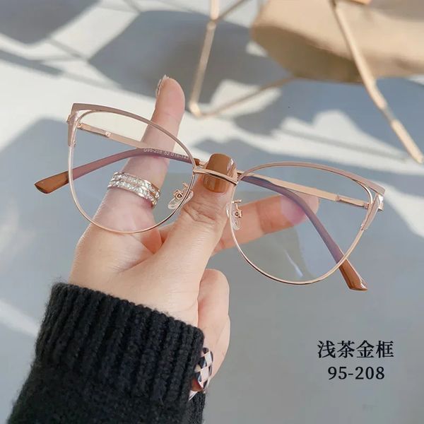 Design de marca Retro Lady Cat Eye Glasses Faça moda anti -azul óculos leves Óculos de óculos de óculos de óculos de óculos de óculos 240425