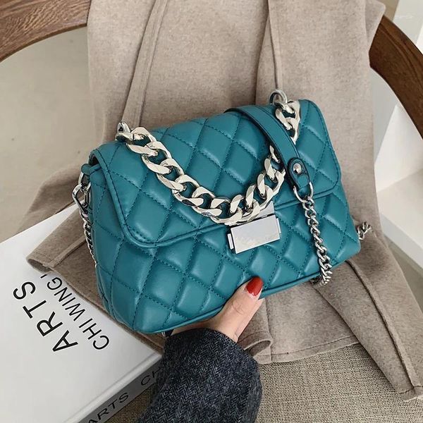 Omuz çantaları retro marka tasarımcısı moda kadın gümüş zinciri küçük flep crossbody çanta 2024 Kış çantaları yüksek pu deri kılıf