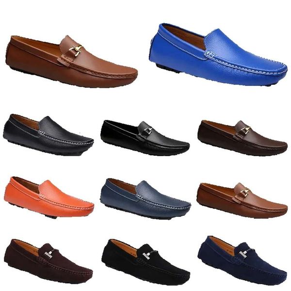 Sapatos Braadias suaves acasalamentos casuais couros de homem único Doudous Light Tans Black Navys Whites Blue Sier Yellows calçados cinza todos combinam